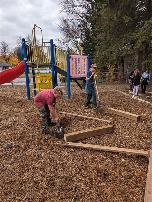 PXL 20231024 163757091